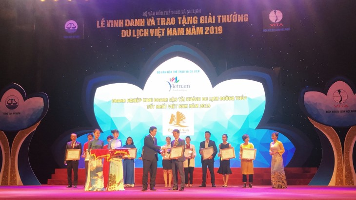 Oriental Sails is proud to win the Vietnam Tourism Award 2019